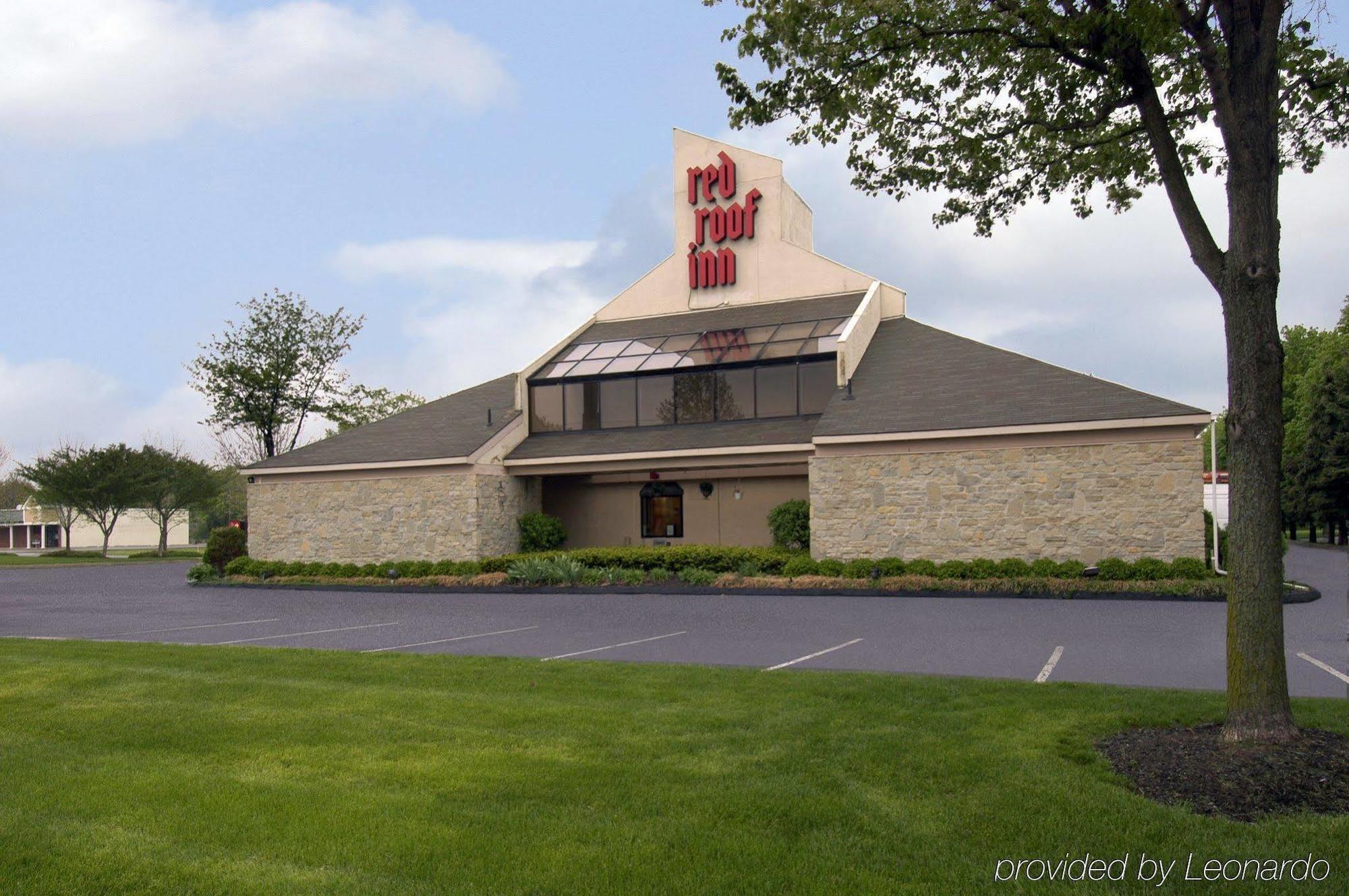 Super 8 By Wyndham Hotel Findlay